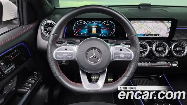 Mercedes-Benz GLB 2021 thumb 12