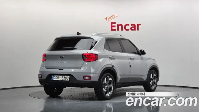 Hyundai Venue 2024 thumb 2