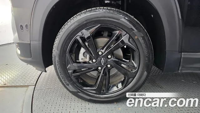 ChevroletGMDaewoo TrailBlazer 2023 thumb 5