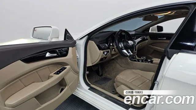 Mercedes-Benz CLS-Class 2014 thumb 10