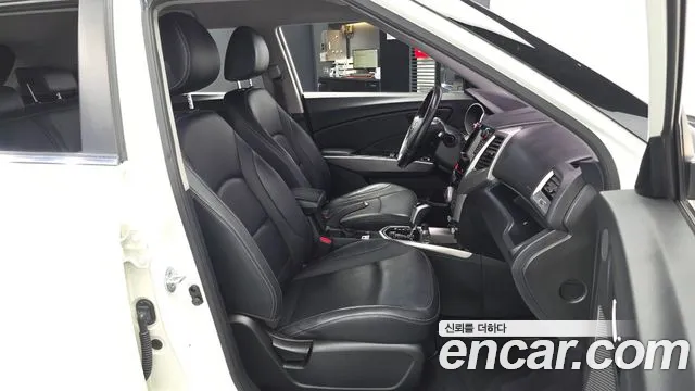 KG_Mobility_Ssangyong TIBOLI 2016 thumb 10