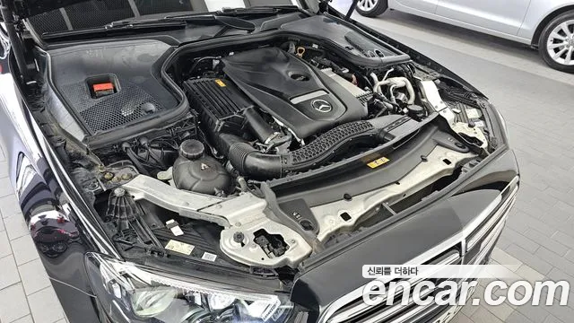 Mercedes-Benz E-Класс 2021 thumb 6