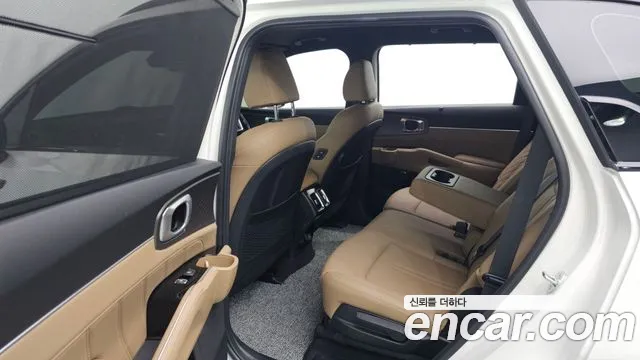 Kia Sorento 2023 thumb 12
