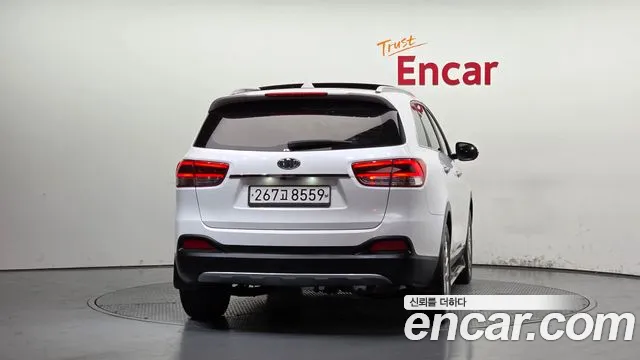 Kia Sorento 2015 thumb 4