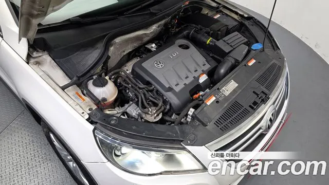 Volkswagen Tiguan 2011 thumb 6