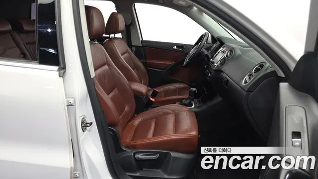 Volkswagen Tiguan 2011 thumb 11