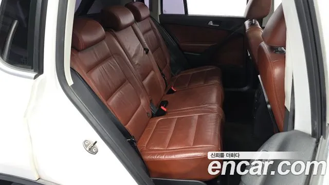Volkswagen Tiguan 2011 thumb 12
