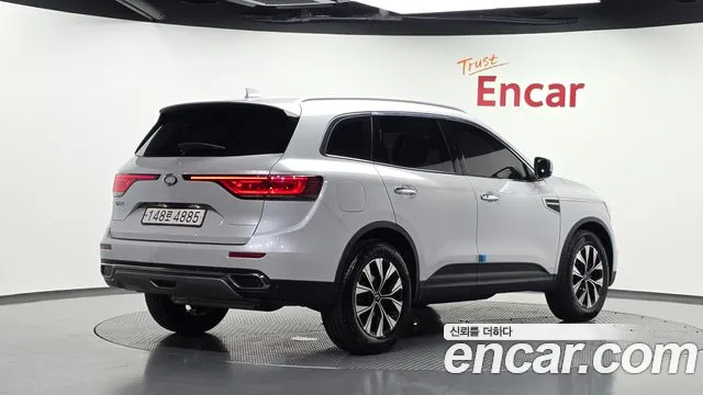 Renault-KoreaSamsung Koleos 2022 thumb 2