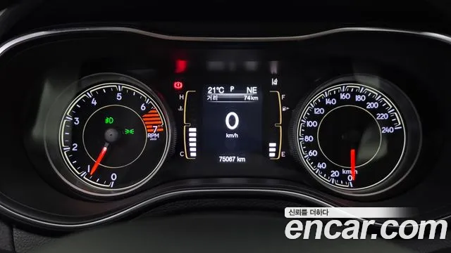 Jeep Cherokee 2019 thumb 8