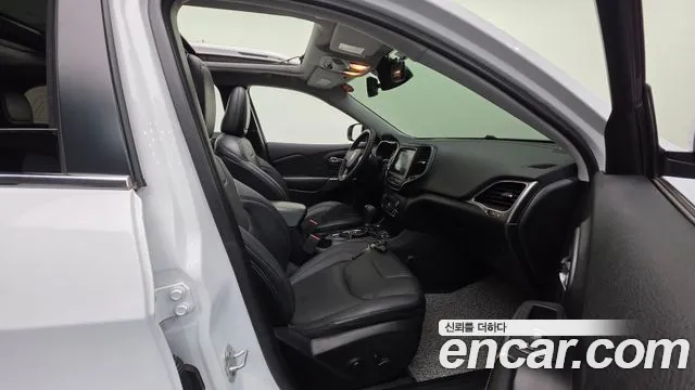 Jeep Cherokee 2019 thumb 10