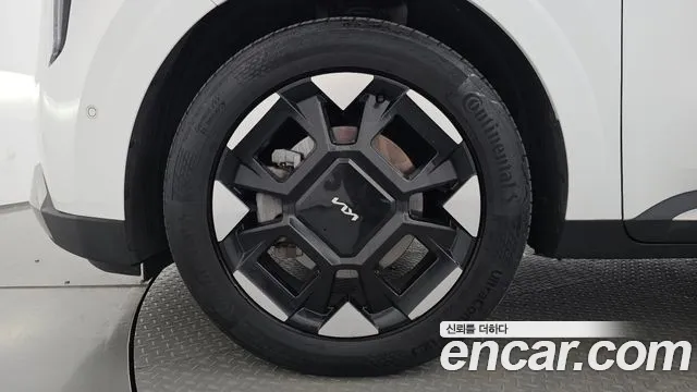 Kia Carnival 2024 thumb 4