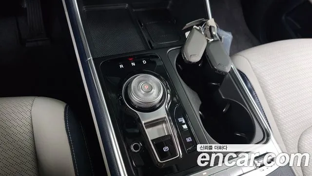Kia Carnival 2024 thumb 8
