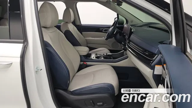 Kia Carnival 2024 thumb 10