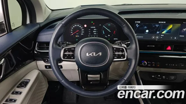 Kia Carnival 2024 thumb 12