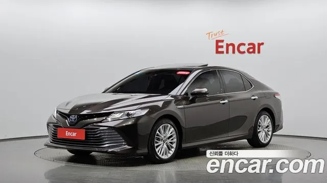 Toyota Camry 2018 thumb 11