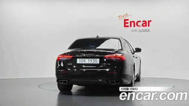 Maserati Quattroporte 2018 thumb 4