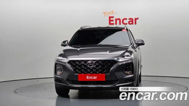 Hyundai Santa Fe 2019 thumb 3