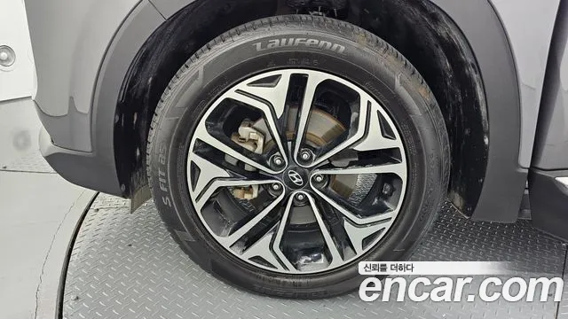 Hyundai Santa Fe 2019 thumb 5