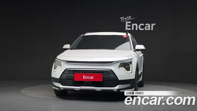 Kia Niro 2022 thumb 3