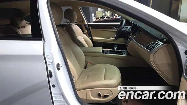 Genesis G80 2020 thumb 10