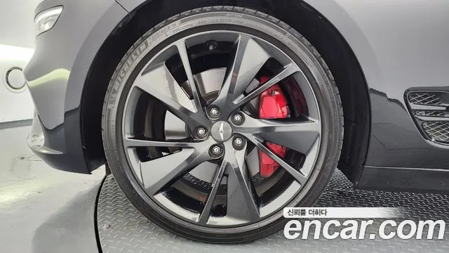 Genesis G70 2022 thumb 5