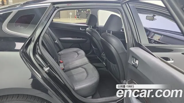 Kia K5 2016 thumb 11