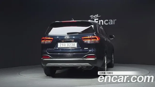 Kia Sorento 2016 thumb 4