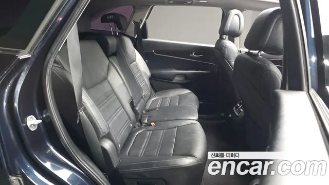 Kia Sorento 2016 thumb 11