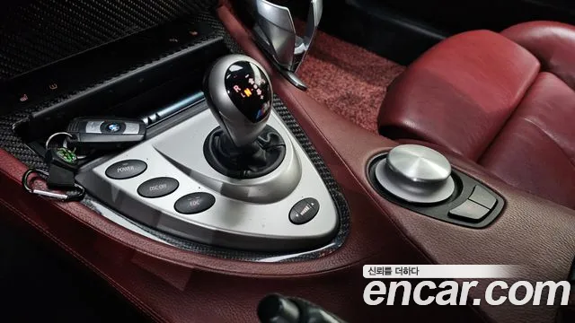 BMW M6 2007 thumb 9