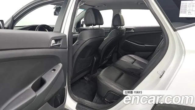 Hyundai Tucson 2017 thumb 12