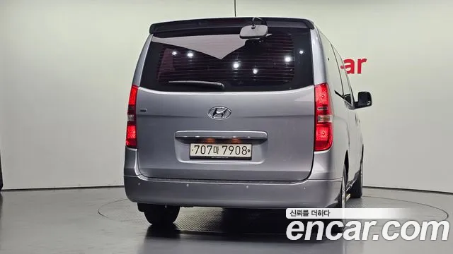 Hyundai Starex 2017 thumb 4