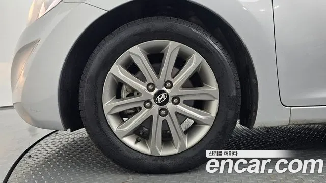 Hyundai Avante 2014 thumb 4