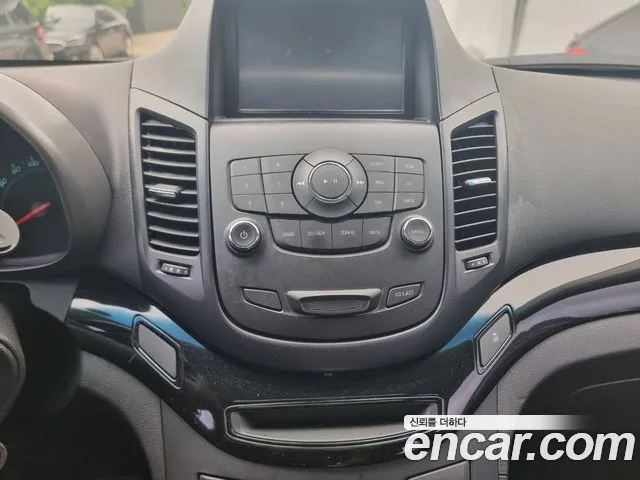 ChevroletGMDaewoo Orlando 2012 thumb 10