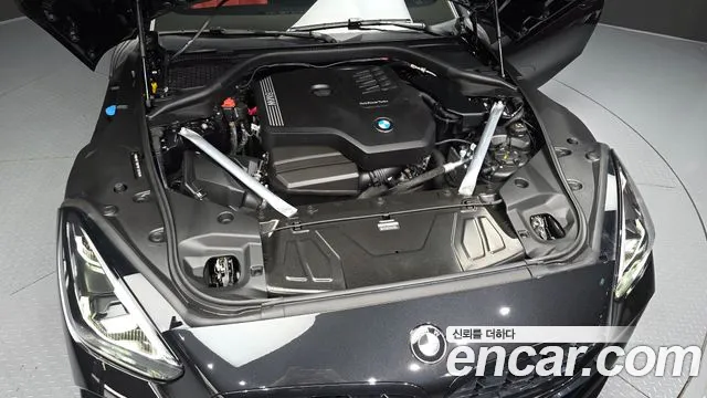 BMW Z4 2023 thumb 6