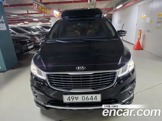 Kia Carnival 2015 thumb 3