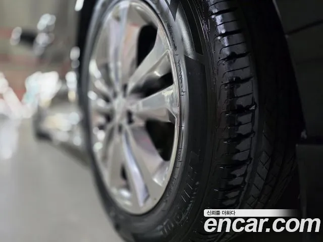 Kia Carnival 2015 thumb 5
