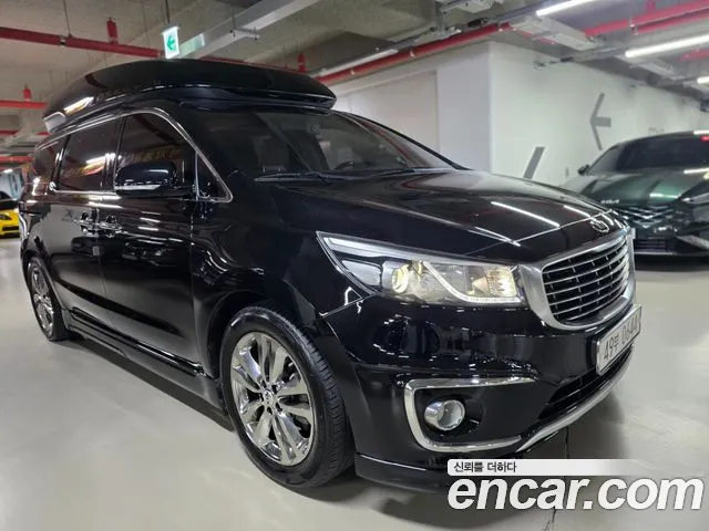 Kia Carnival 2015 thumb 12