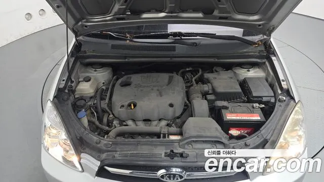 Kia Carens 2008 thumb 6