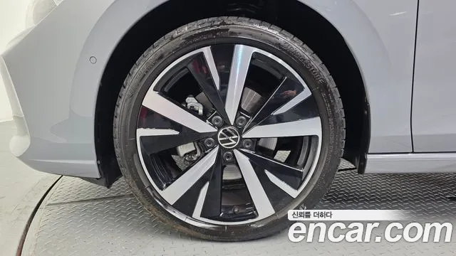 Volkswagen Golf Sportsvan 2025 thumb 4