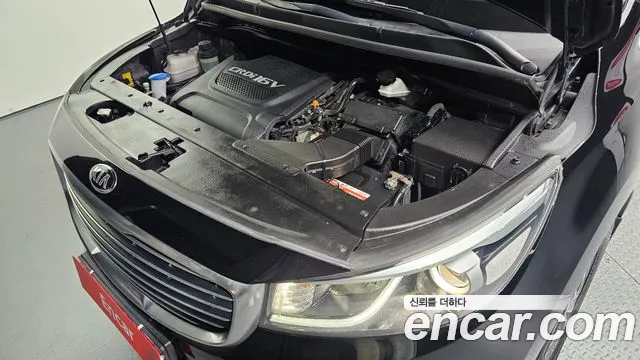 Kia Carnival 2014 thumb 6