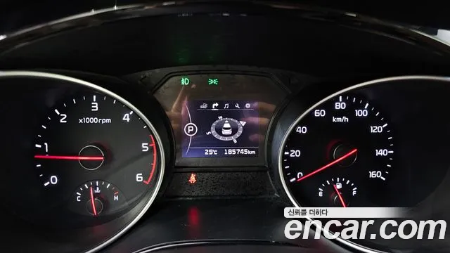 Kia Carnival 2014 thumb 8