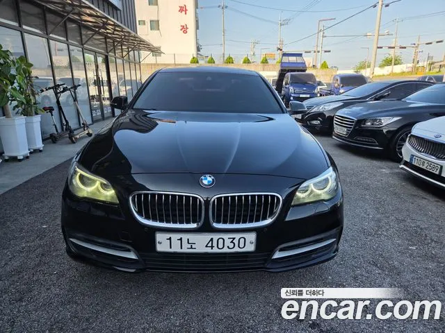 BMW 5-Series 2015 thumb 2