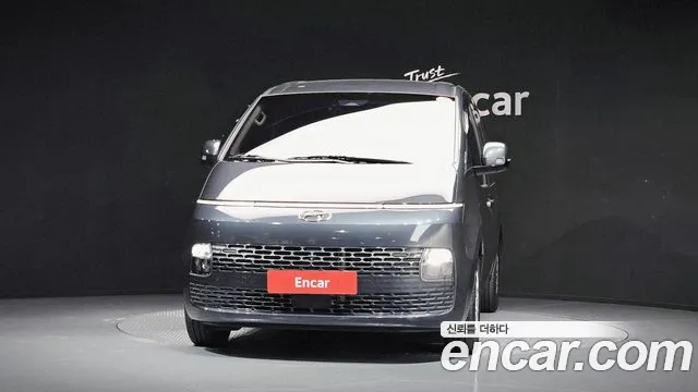 Hyundai Staria 2022 thumb 3