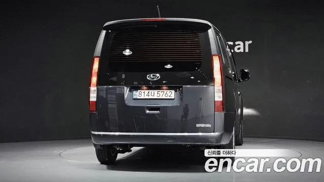 Hyundai Staria 2022 thumb 4