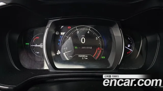 Renault-KoreaSamsung Koleos 2019 thumb 8