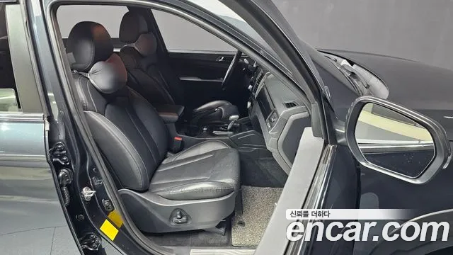 KG_Mobility_Ssangyong Rexton 2021 thumb 10
