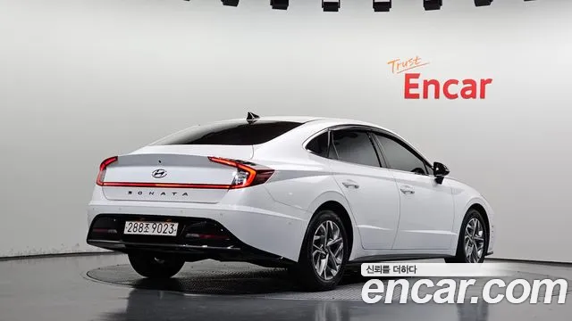 Hyundai Sonata 2022 thumb 2