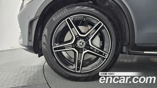 Mercedes-Benz GLC 2023 thumb 5