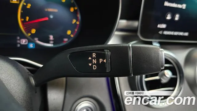 Mercedes-Benz GLC 2023 thumb 9