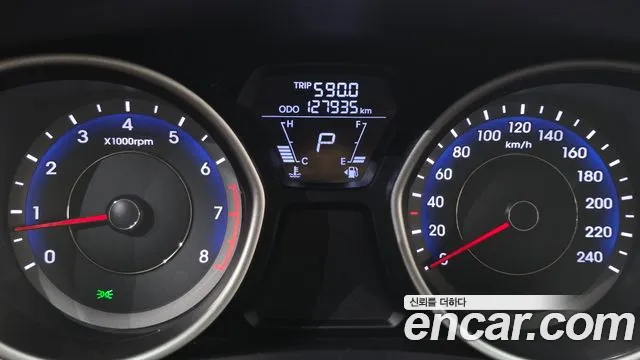 Hyundai Avante 2011 thumb 8